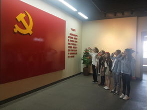 人文学院党委组织开展“传承文化、共铸党魂”主题党日暨文化交流活动